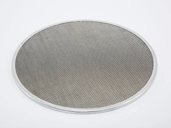 A round edged filter disc